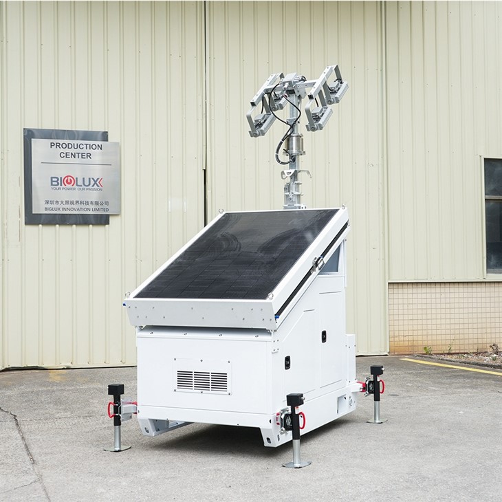 Three Solar Panels HiSKID Solar Lighting Tower price