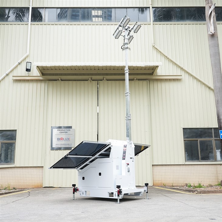 Three Solar Panels HiSKID Solar Lighting Tower suppliers